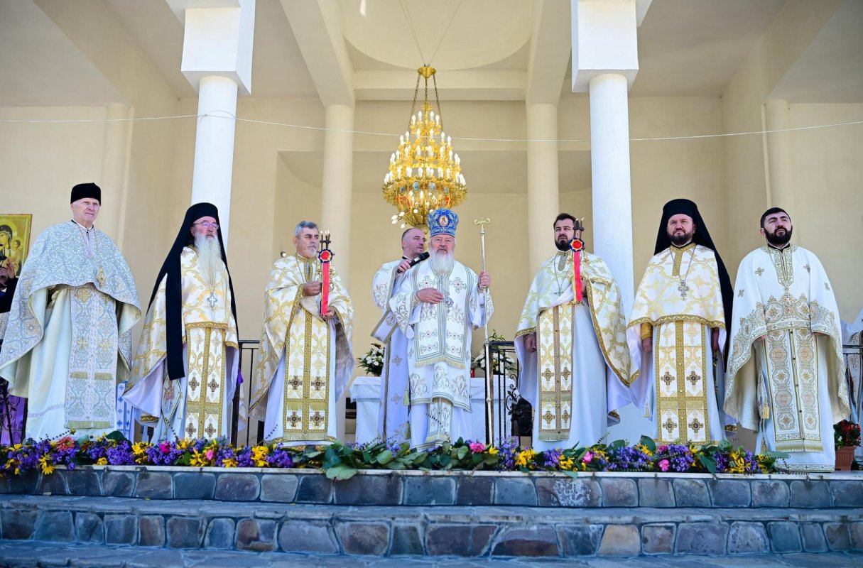 30 de ani de la înfiinţarea Mănăstirii „Acoperământul Maicii Domnului” de la Florești, Cluj 310389