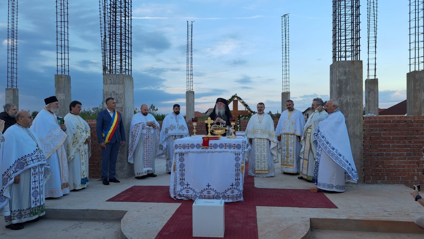 Piatră de temelie pentru biserica Parohiei Săcălaz II 310418