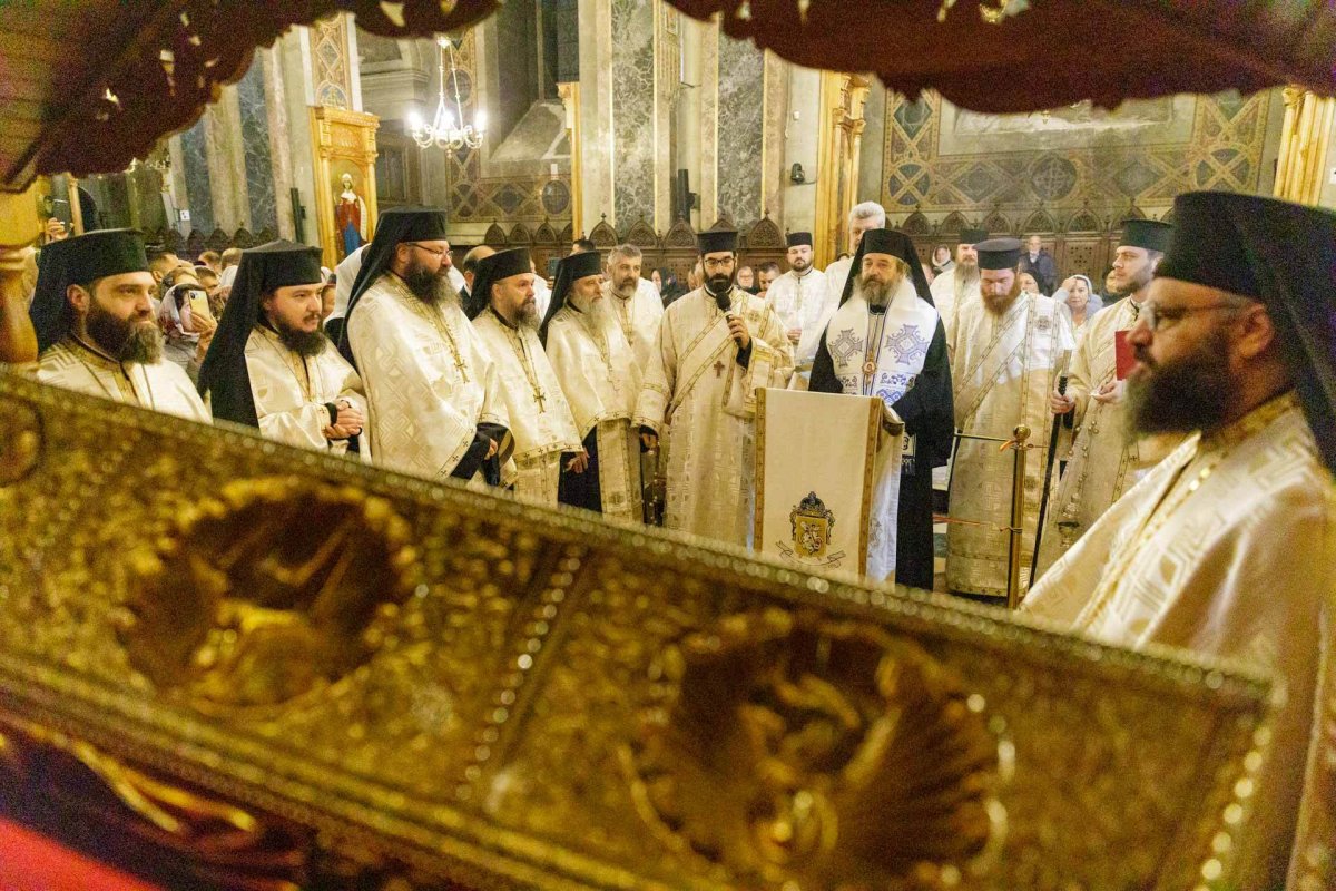 A început sărbătoarea Mitropoliei Moldovei și Bucovinei 310749