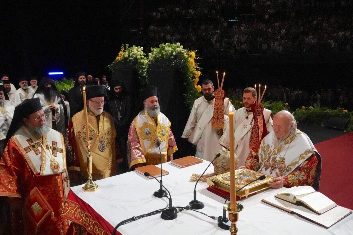 A început vizita Patriarhului Ecumenic Bartolomeu în Australia 310730