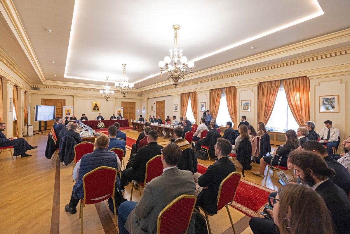 Ziua a 2-a a simpozionului dedicat pastorației și îngrijirii bolnavilor 311068