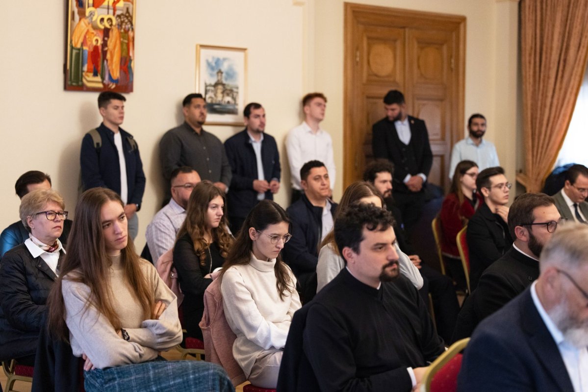 Ziua a 2-a a simpozionului dedicat pastorației și îngrijirii bolnavilor 311070