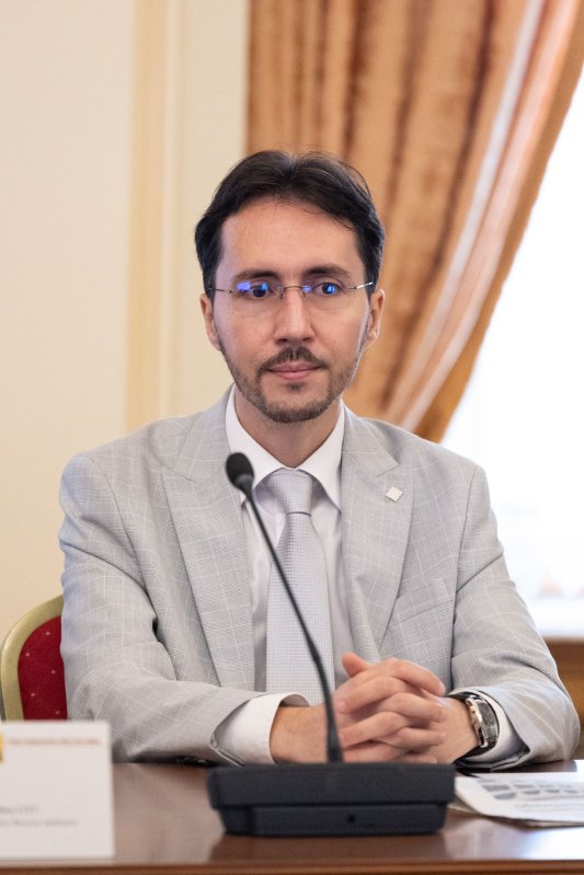 Ziua a 2-a a simpozionului dedicat pastorației și îngrijirii bolnavilor 311086