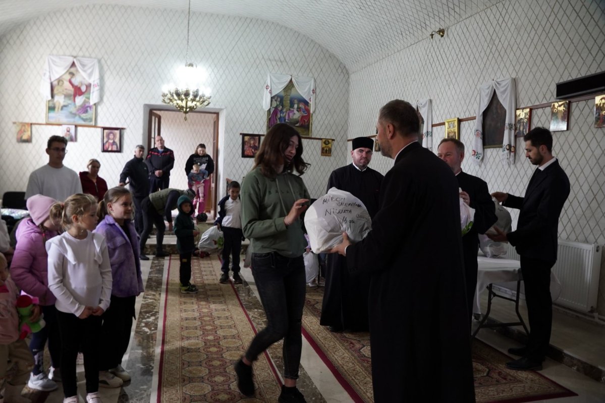 Programul eparhial pentru copiii sinistraţi continuă în Arhiepiscopia Dunării de Jos 311177