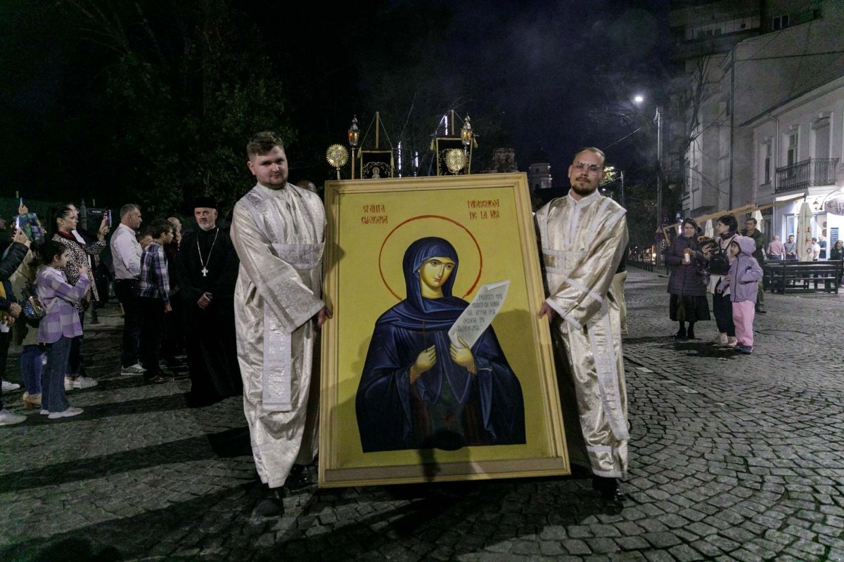 Mii de suflete în rugăciune pe „Calea Sfinților” 311376