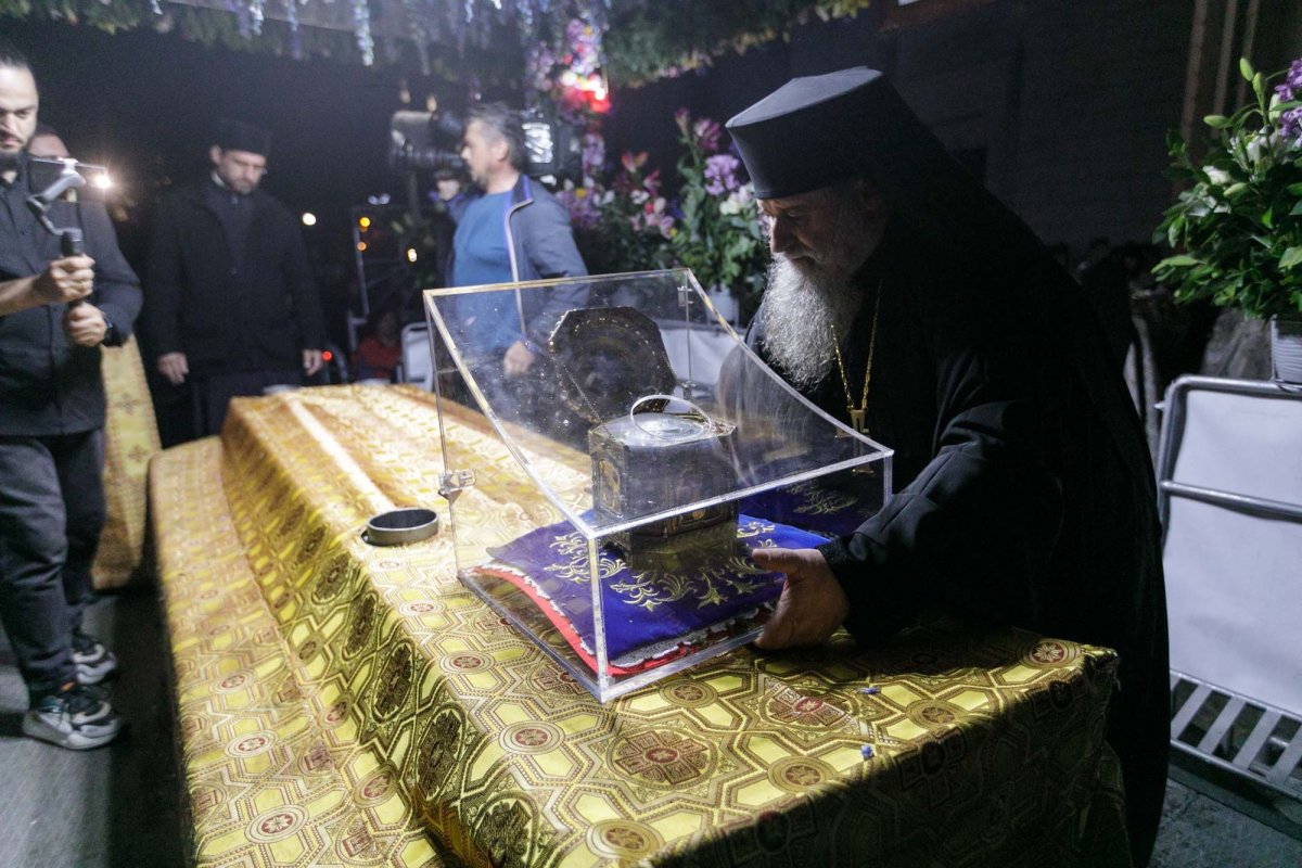 Mii de suflete în rugăciune pe „Calea Sfinților” 311417