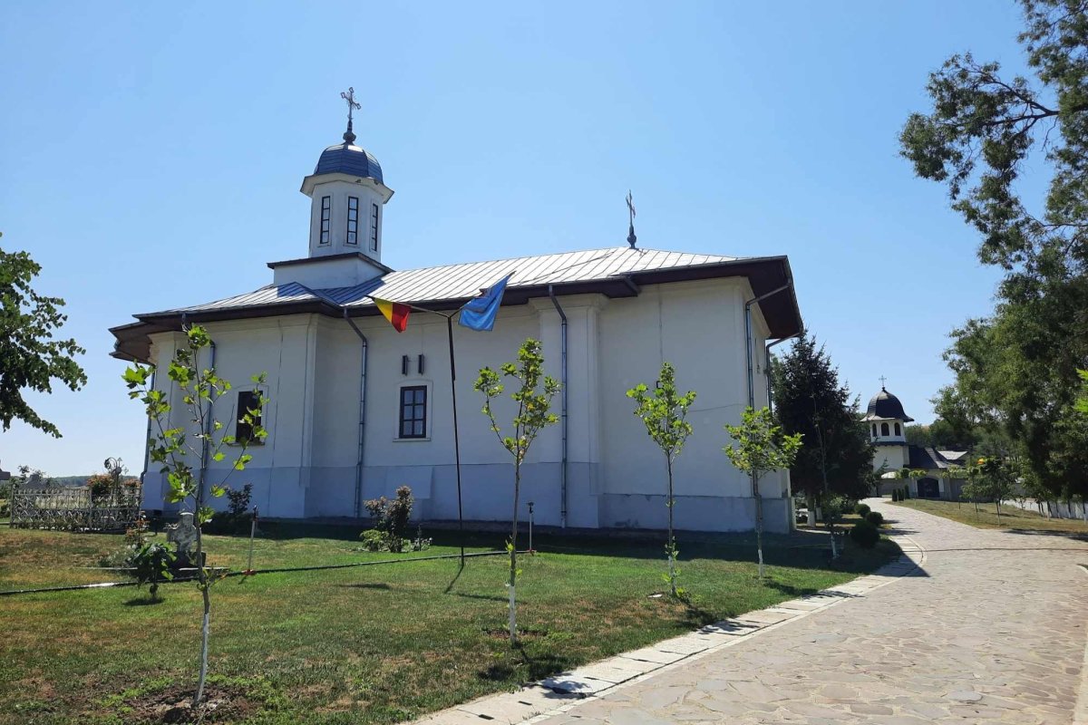 Pe urmele strămoşilor care au sfinţit locurile  310517