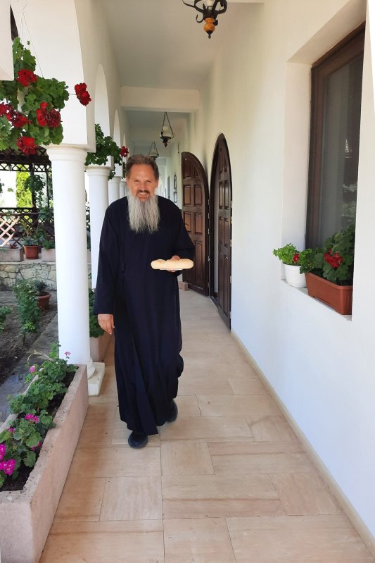 Pe urmele strămoşilor care au sfinţit locurile  310518