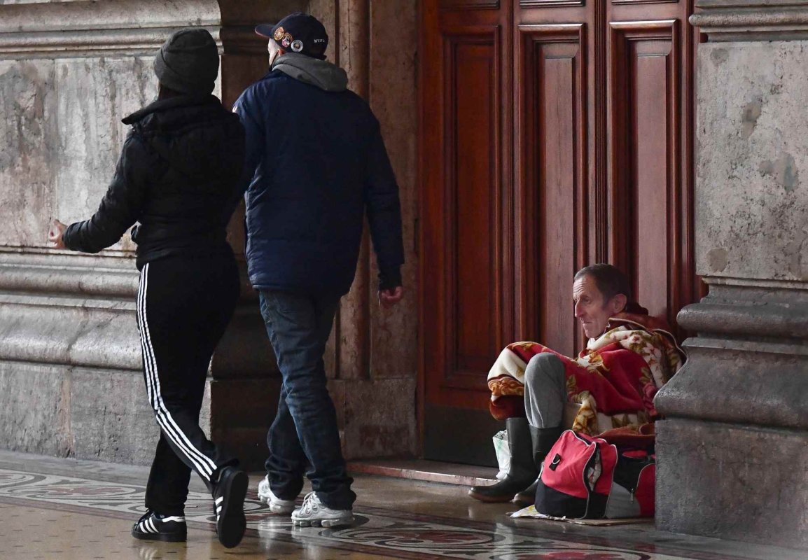 Aproape 95 de milioane de săraci în Europa 311550