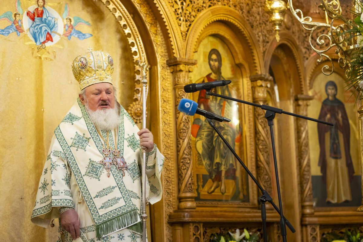 Praznicul Bisericii „Sfânta Vineri”- Drumul Taberei 311783