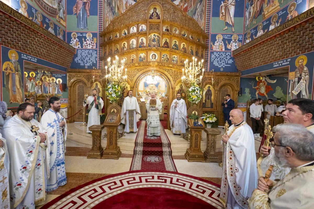 Praznicul Bisericii „Sfânta Vineri”- Drumul Taberei 311793