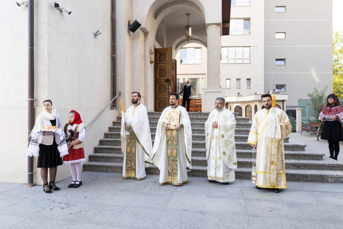 Raclă înnoită pentru Biserica „Sfânta Vineri”-Herasca din Capitală 311711