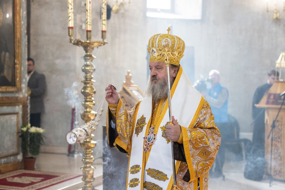 Raclă înnoită pentru Biserica „Sfânta Vineri”-Herasca din Capitală 311735