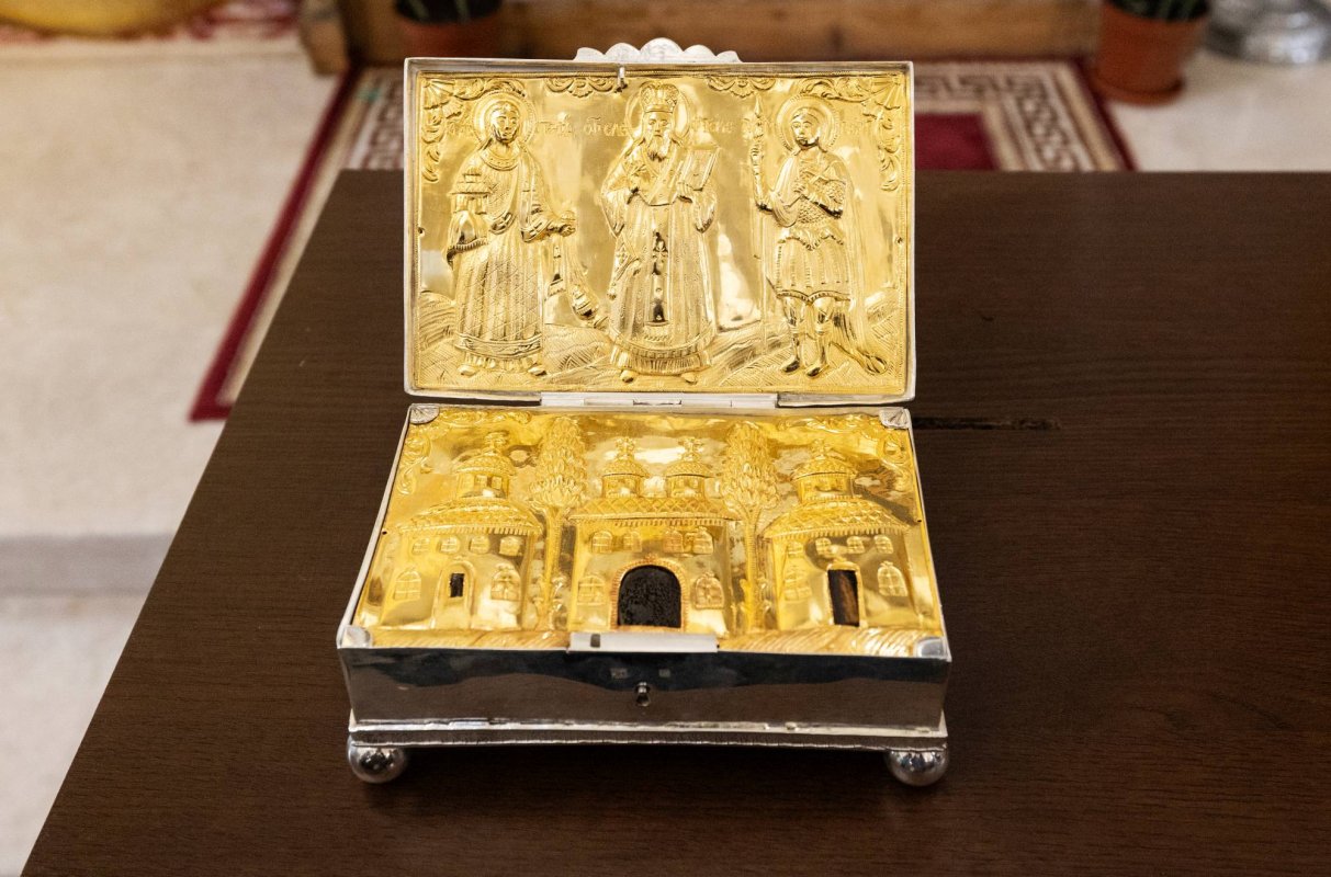 Raclă înnoită pentru Biserica „Sfânta Vineri”-Herasca din Capitală 311759