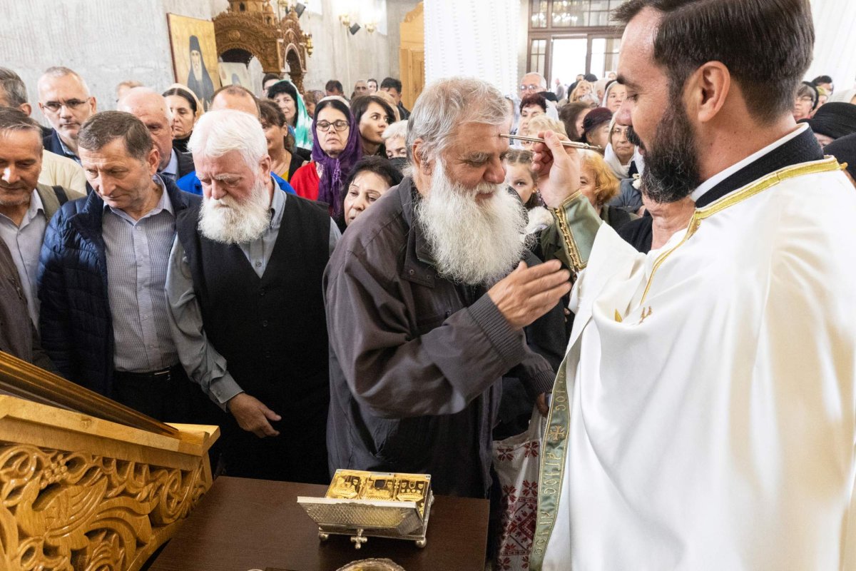 Raclă înnoită pentru Biserica „Sfânta Vineri”-Herasca din Capitală 311760