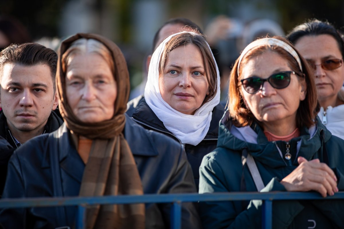 Sfânta Parascheva, cinstită în rugăciune de mii de suflete 311643