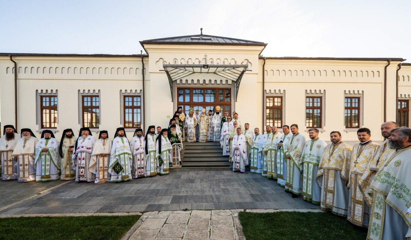 Hramul Catedralei Arhiepiscopale din Roman 311844