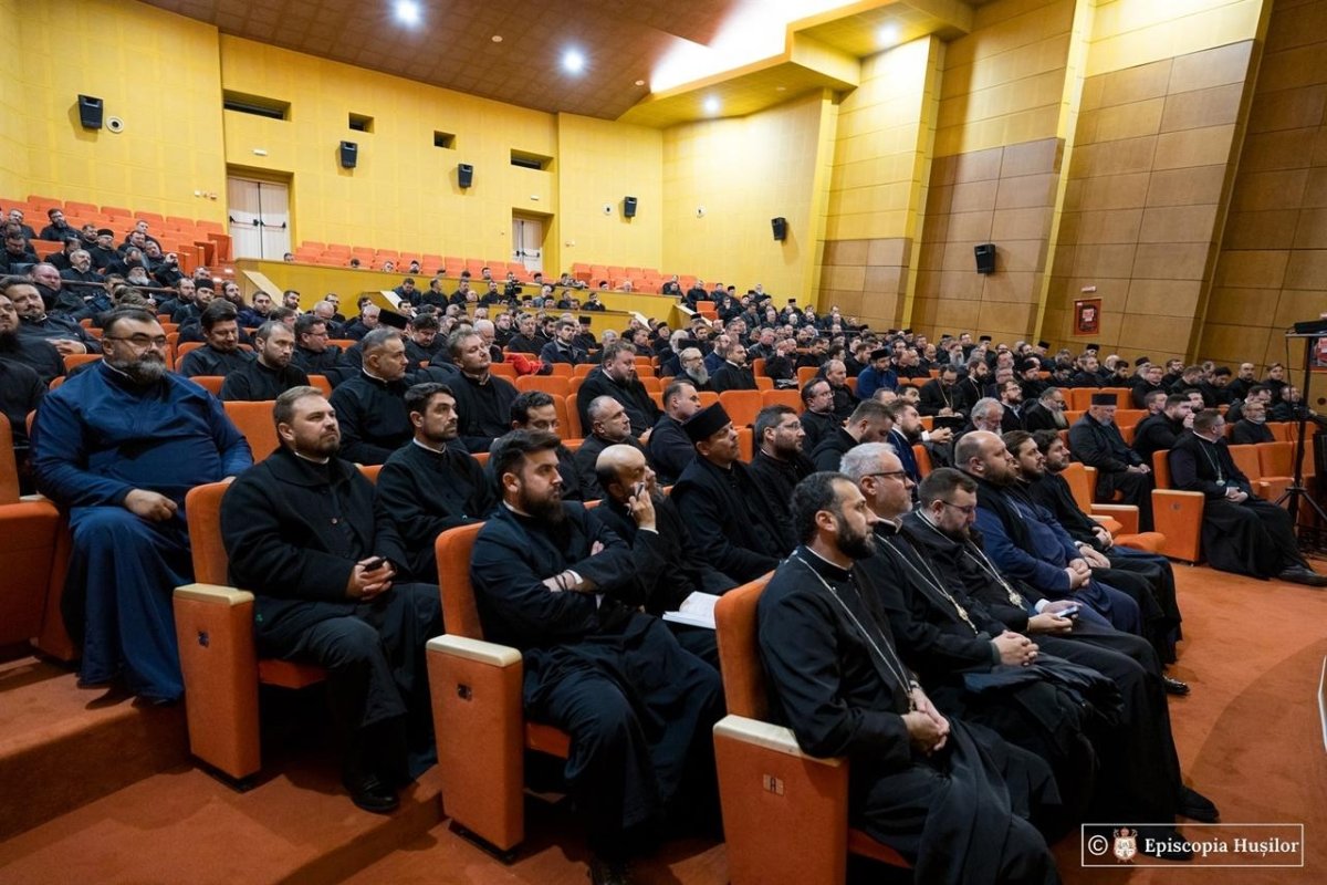 Conferința semestrială a preoților din Eparhia Hușilor 312180