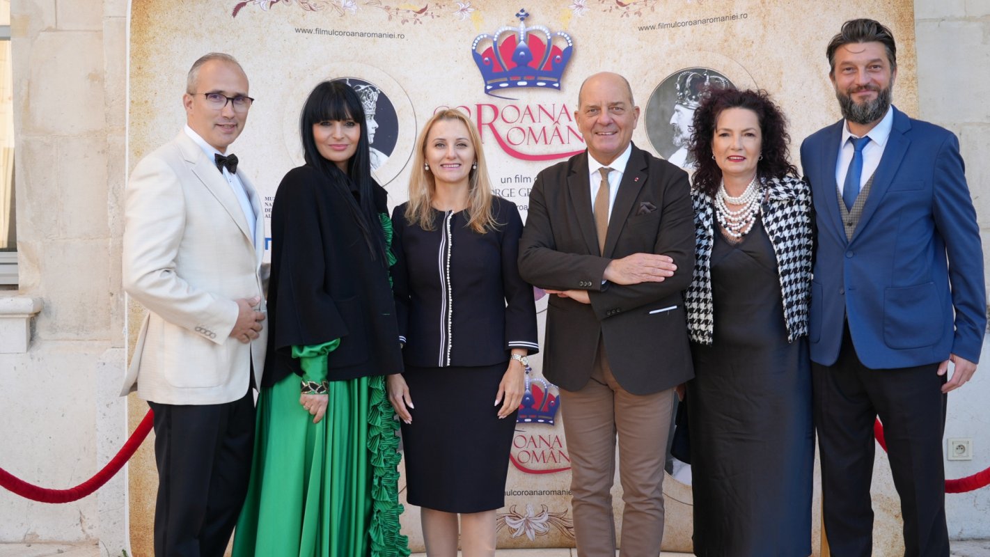 Evenimente de succes pentru filmul „Coroana României” în Franța 312116