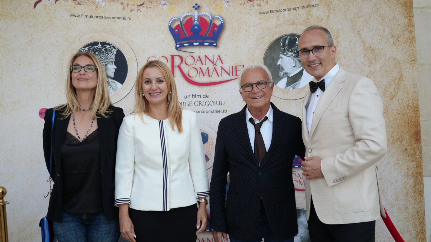 Evenimente de succes pentru filmul „Coroana României” în Franța 312121