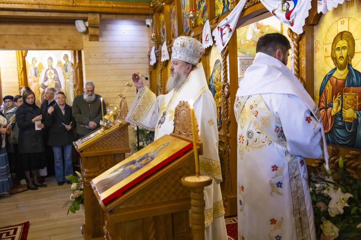 Moaștele Sfântului și Dreptului Simeon pentru o parohie bucureșteană 312352