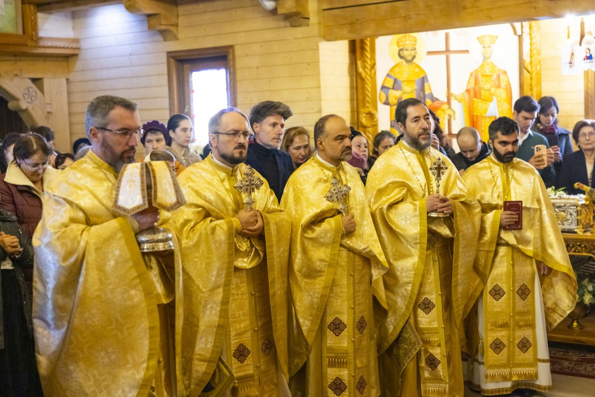 Moaștele Sfântului și Dreptului Simeon pentru o parohie bucureșteană 312356