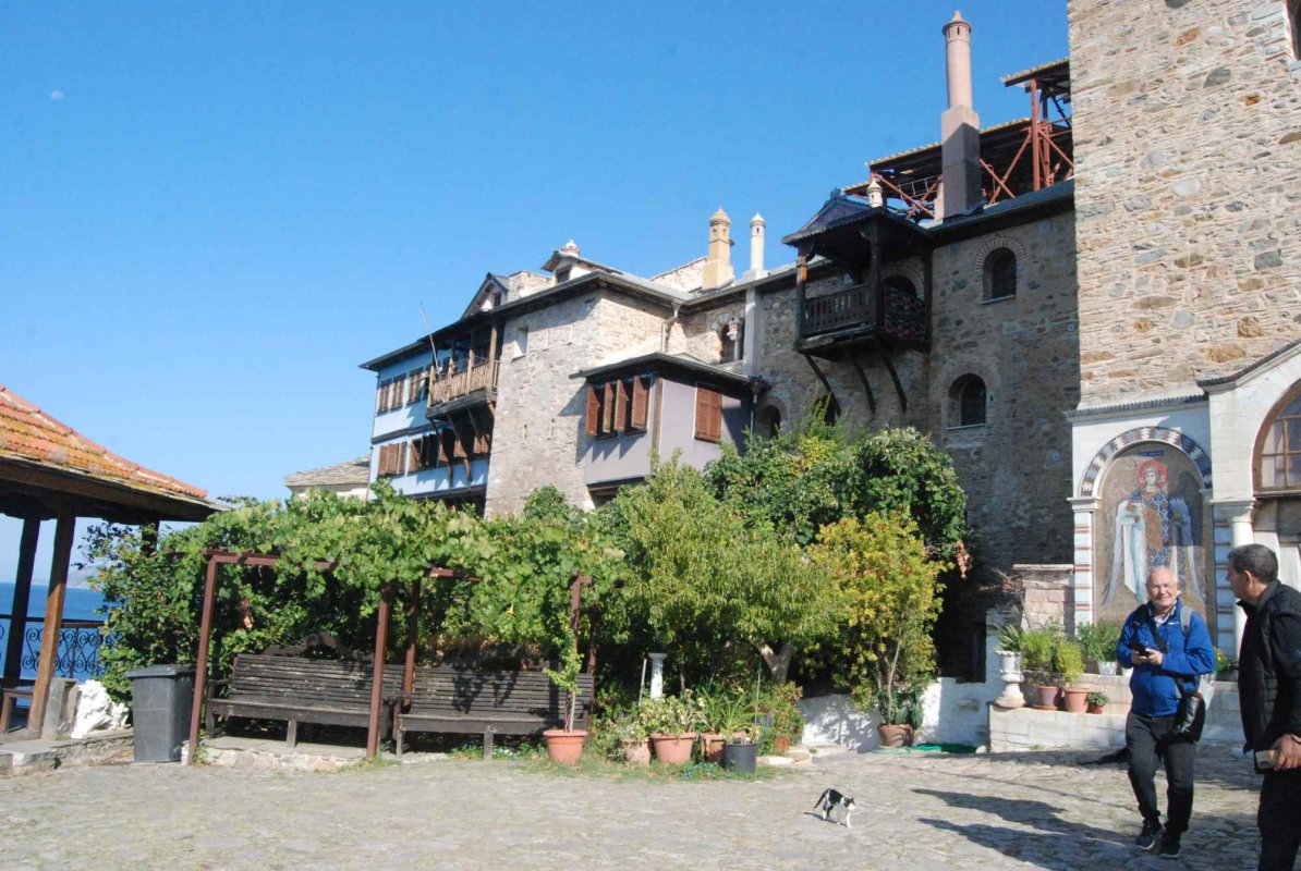 Pelerin în Sfântul Munte Athos cu binecuvântarea Maicii Domnului 311302