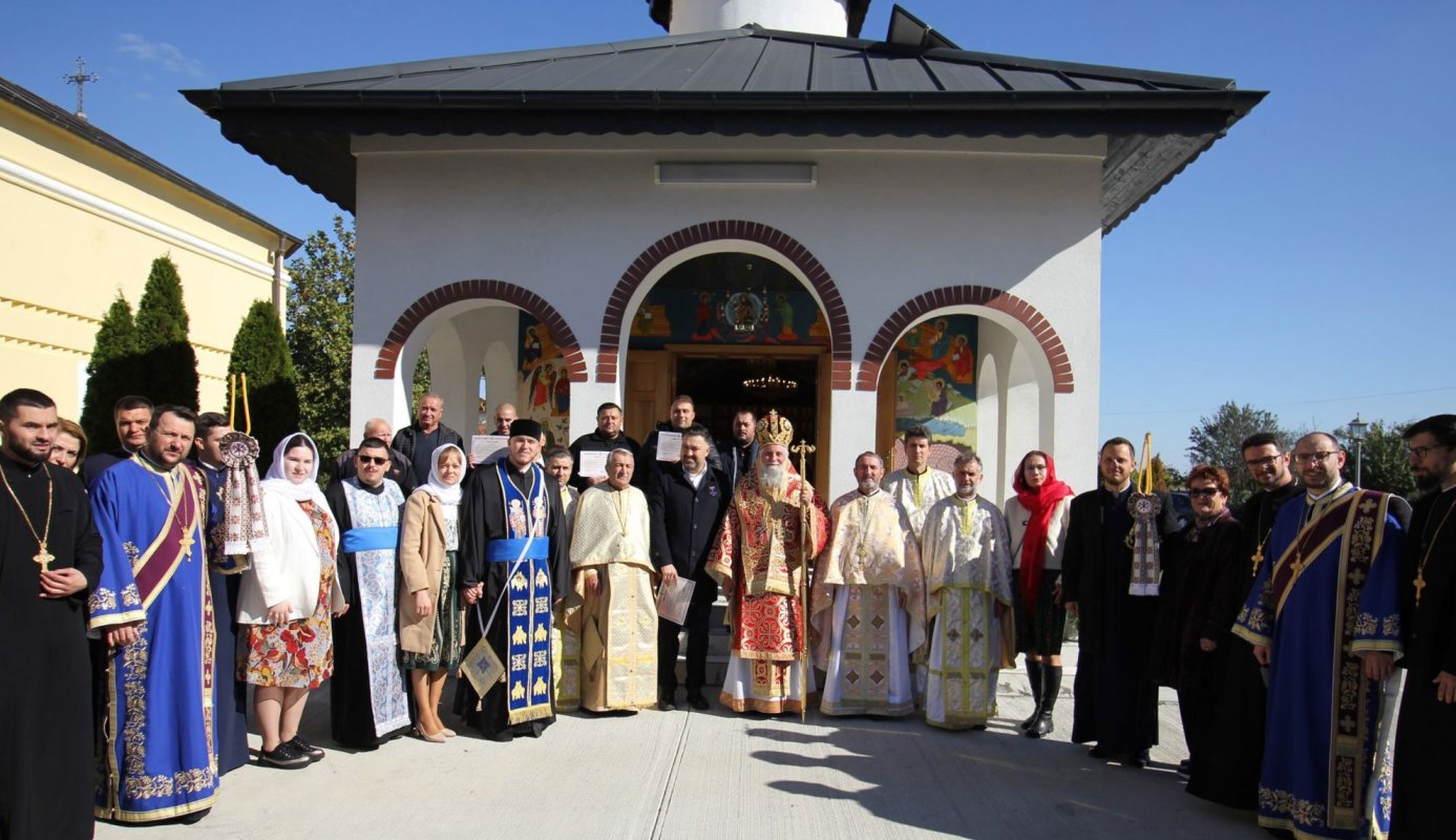 Noi lăcașuri de rugăciune târnosite de Mitropolitul Olteniei 312428