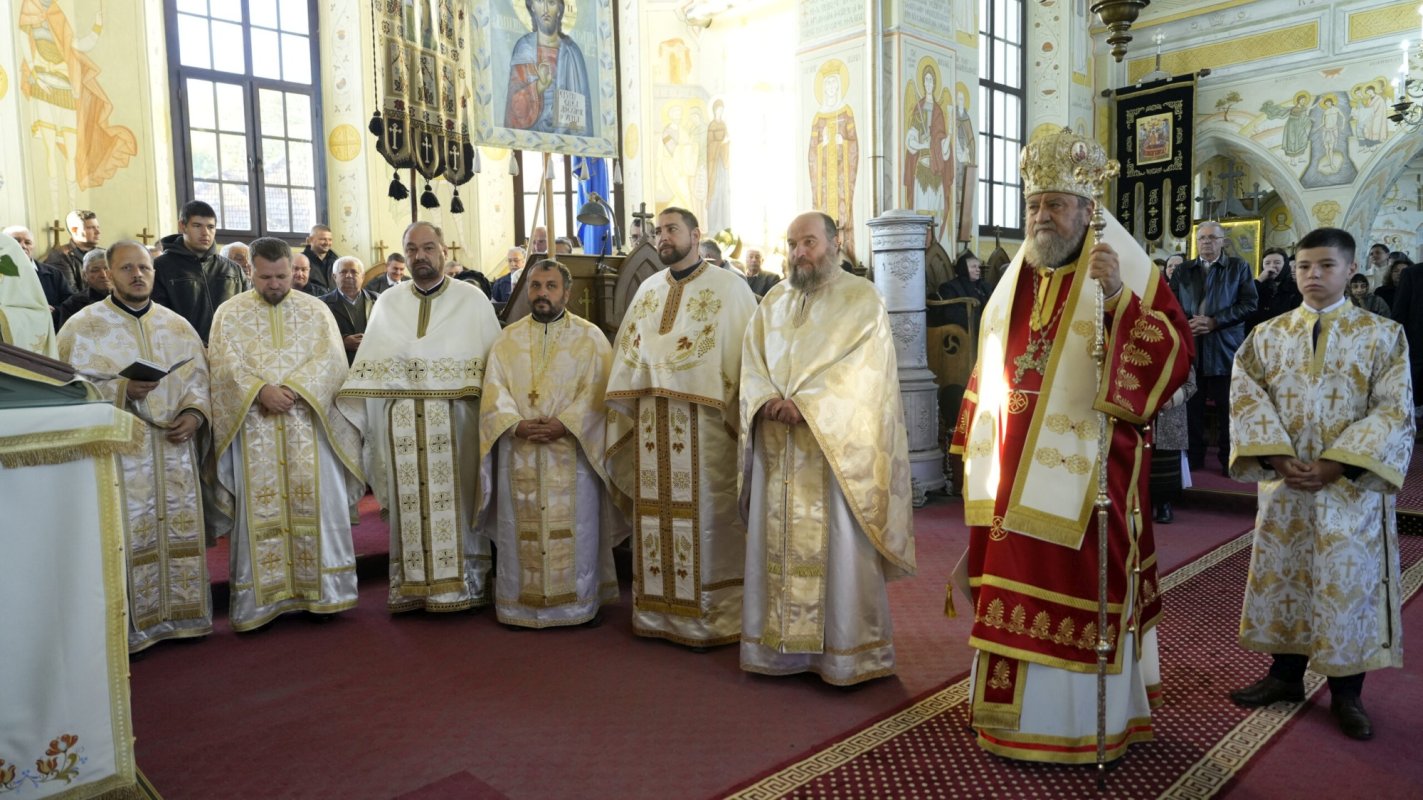 Sfinţii Mărturisitori Transilvăneni, cinstiţi la Sălişte 312673