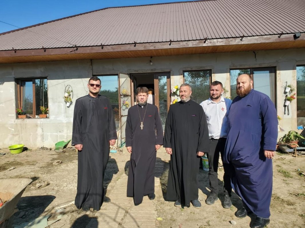 Sprijin oferit de Arhiepiscopia Romanului și Bacăului pentru sinistrații din Galați și Vaslui 312625