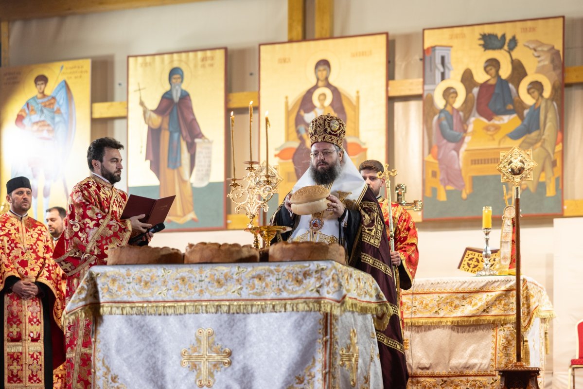 Sfântul Mucenic ocrotitor al Tesalonicului cinstit pe Colina Bucuriei 313104