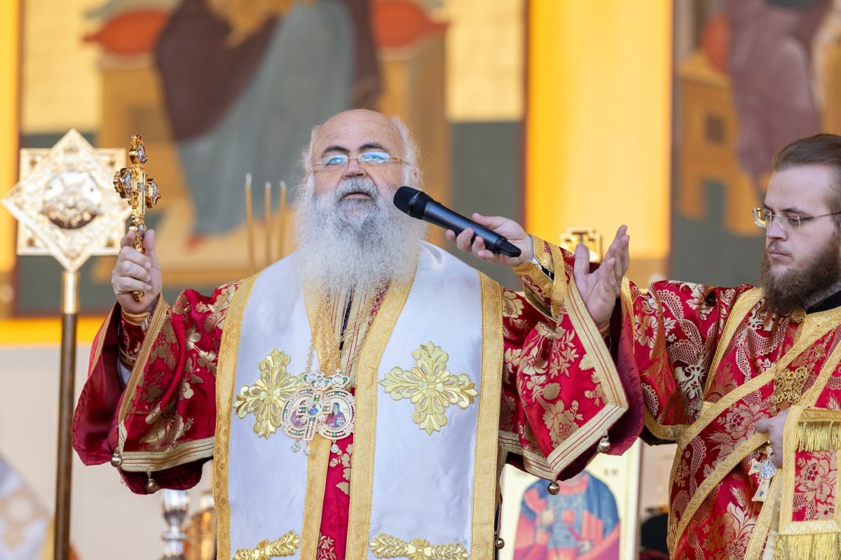 Mucenicul Dimitrie cinstit la București de Arhiepiscopul Ciprului 313328