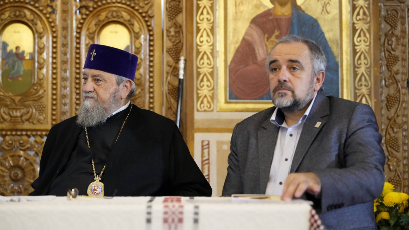 Simpozion la Braşov despre părintele Dumitru Stăniloae 313896