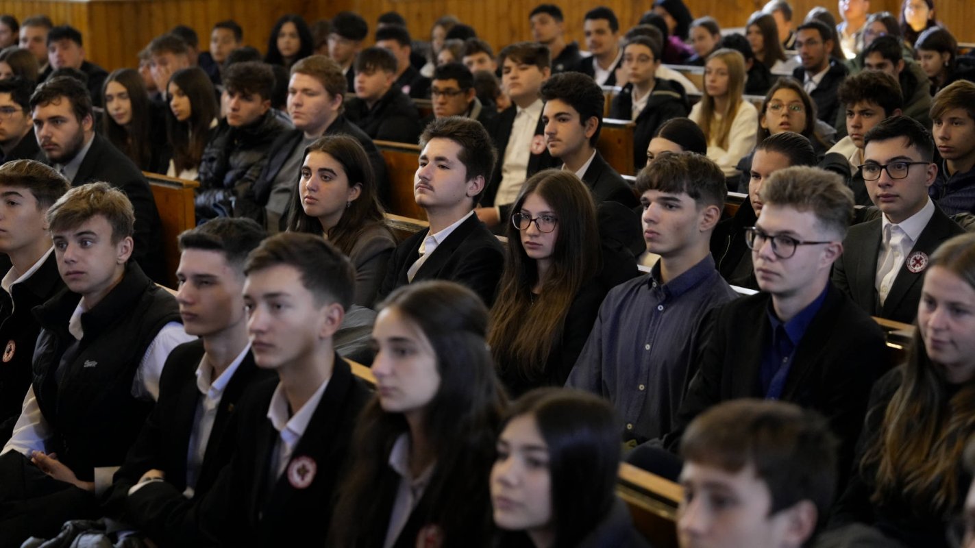 Simpozion la Braşov despre părintele Dumitru Stăniloae 313899