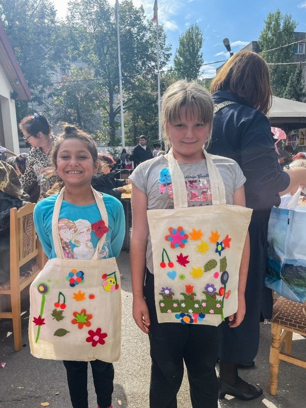 Noi acţiuni în cadrul proiectului „Bătrâneţe cu suflet de copil” 314026