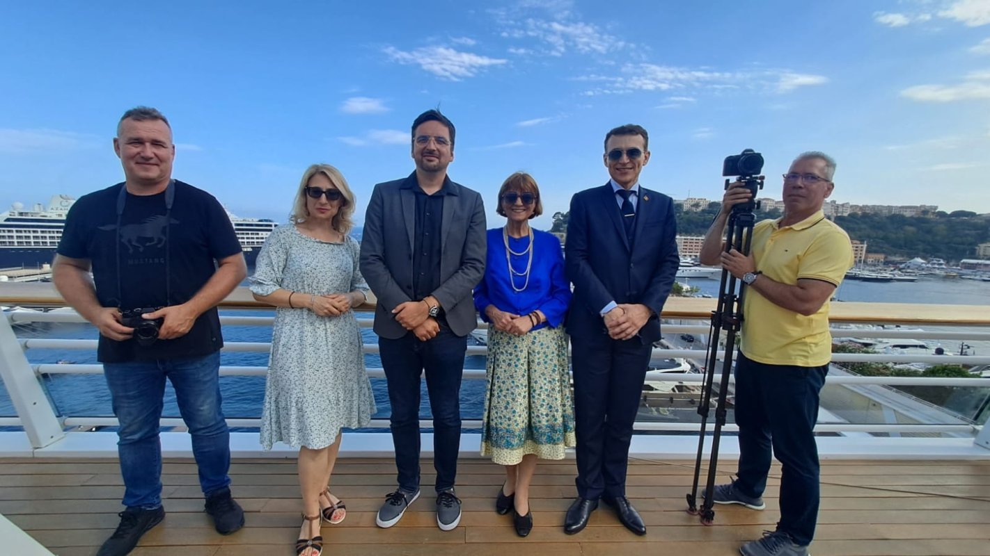 Ambasadori în halate albe, un  proiect medical transfrontalier 314064