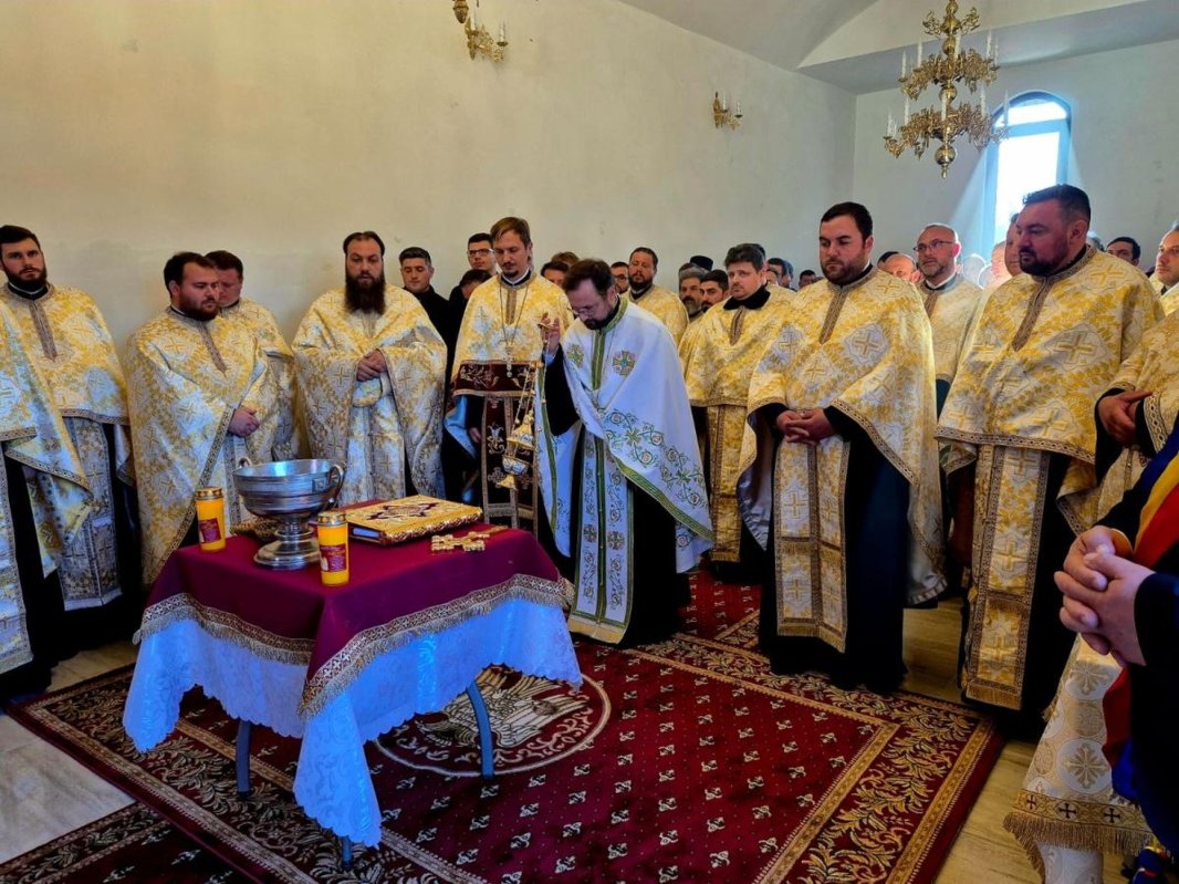 Binecuvântarea lucrărilor de zidire a paraclisului din cadrul sediului Protoieriei Sascut 314088