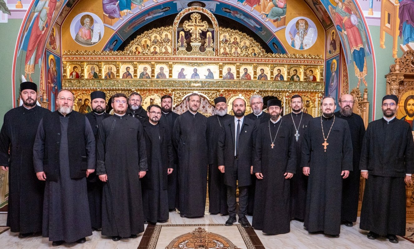 Întâlnire a preoților responsabili cu catehizarea parohială, din Arhiepiscopia Sucevei și Rădăuților 314087