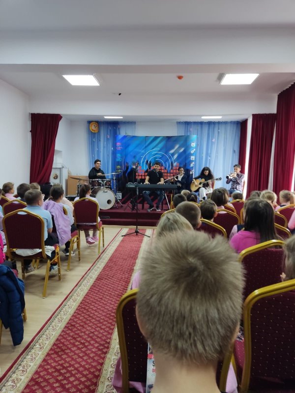 „Şcoala Altfel” la Liceul Ortodox „Episcop Roman Ciorogariu” Oradea 314078