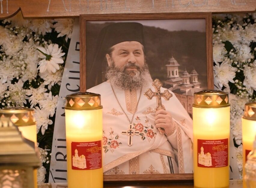 Părintele arhimandrit Nicolae Moldovan, stareţul Mănăstirii Nicula - un monah misionar, harnic şi jertfelnic 314338