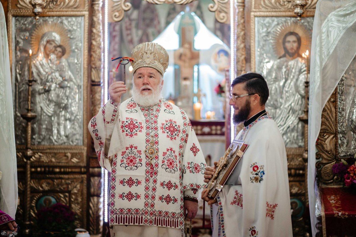 Hirotonie la biserica din Dorobanțu 314454