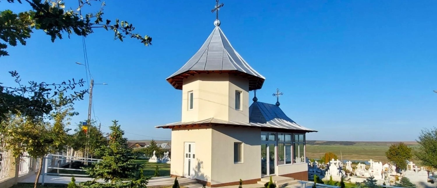 O „bisericuţă” nouă, de strajă celor adormiţi în Domnul 314787