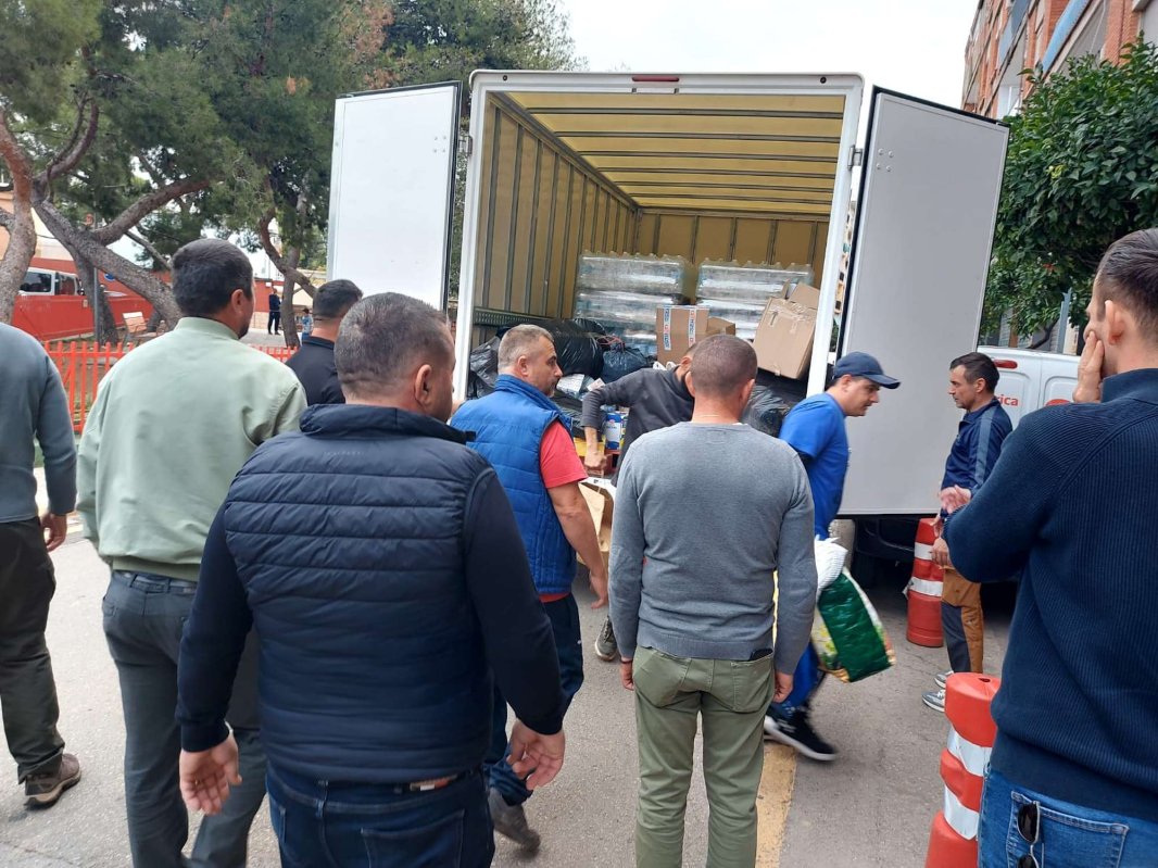 Solidaritatea românilor, un far de speranță în faţa tragediei spaniole 314735