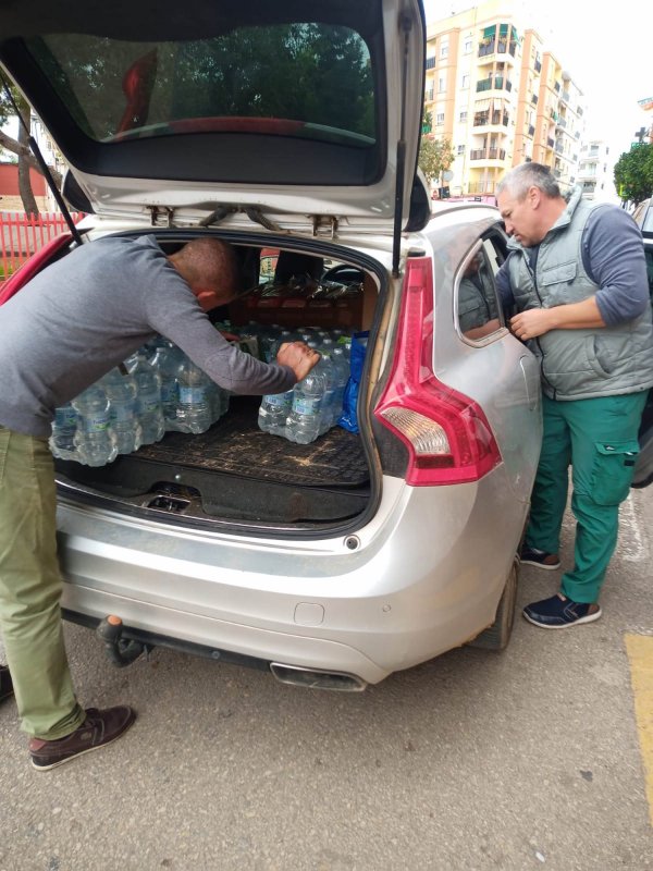 Solidaritatea românilor, un far de speranță în faţa tragediei spaniole 314746