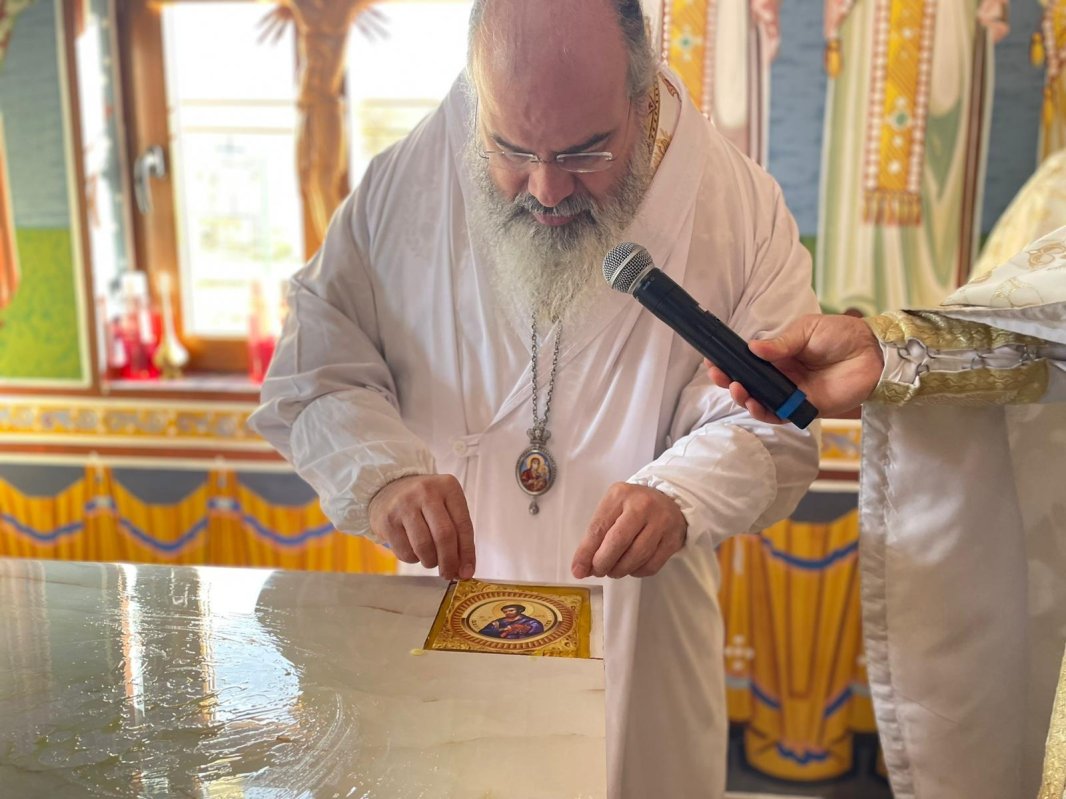 Paraclis sfințit la o parohie vasluiană 314904