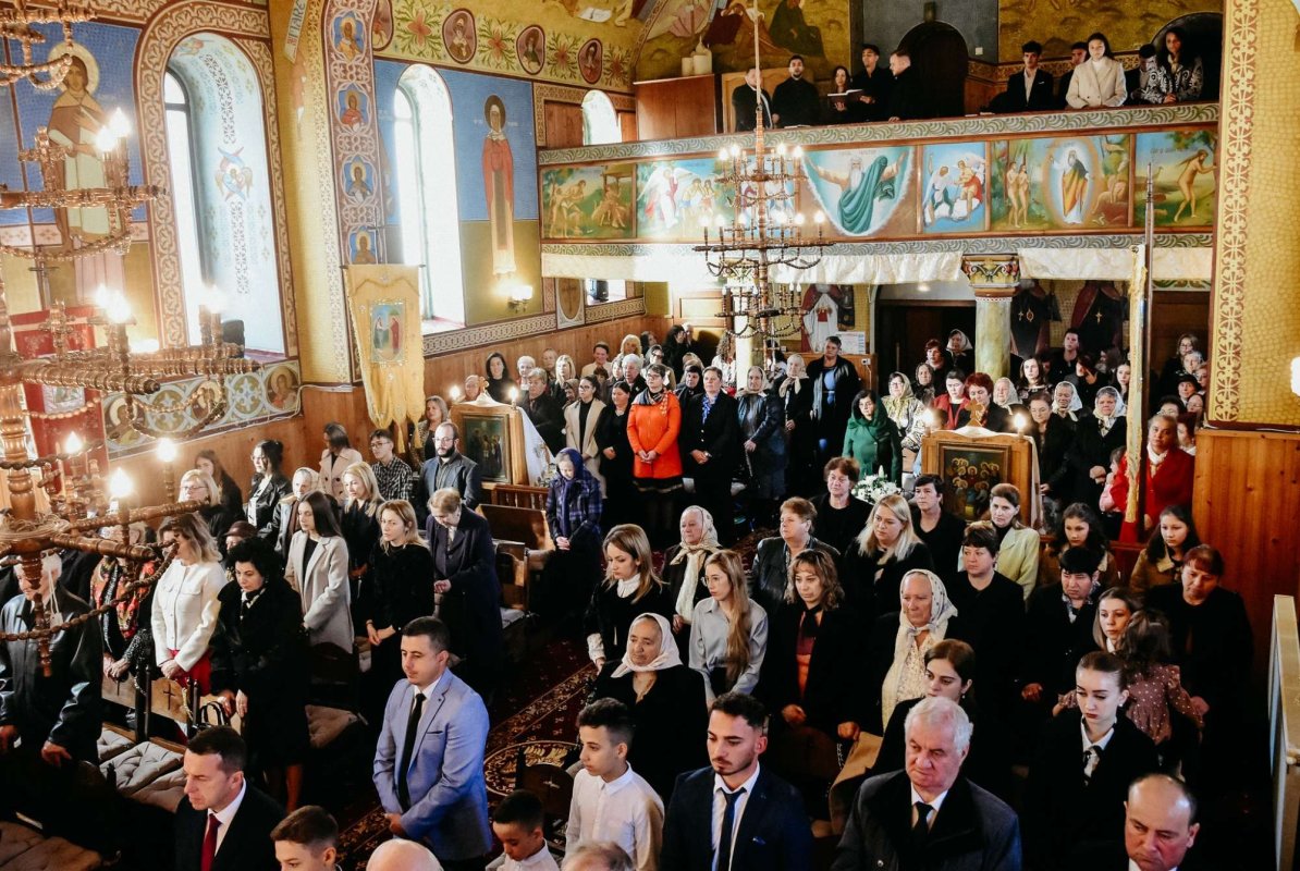 Hramul bisericii din localitatea bistriţeană Buduş 314990