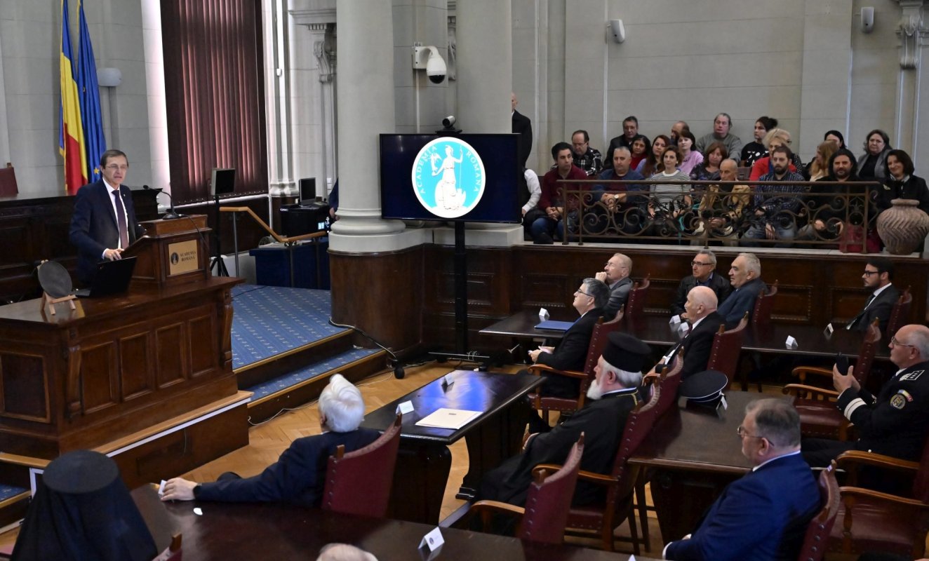 Omagierea unui numismat donator la Academia Română 315157