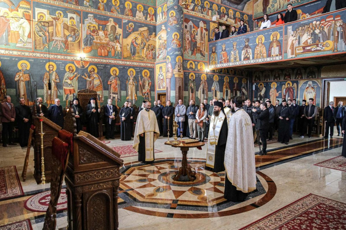 Simpozionul de teologie, istorie, muzicologie și artă sacră la Cluj-Napoca 315000