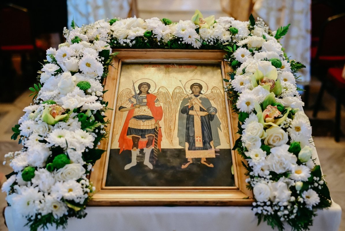 Hramul Bisericii „Sfinții Arhangheli Mihail și Gavriil” din cartierul clujean Dâmbul Rotund 315395