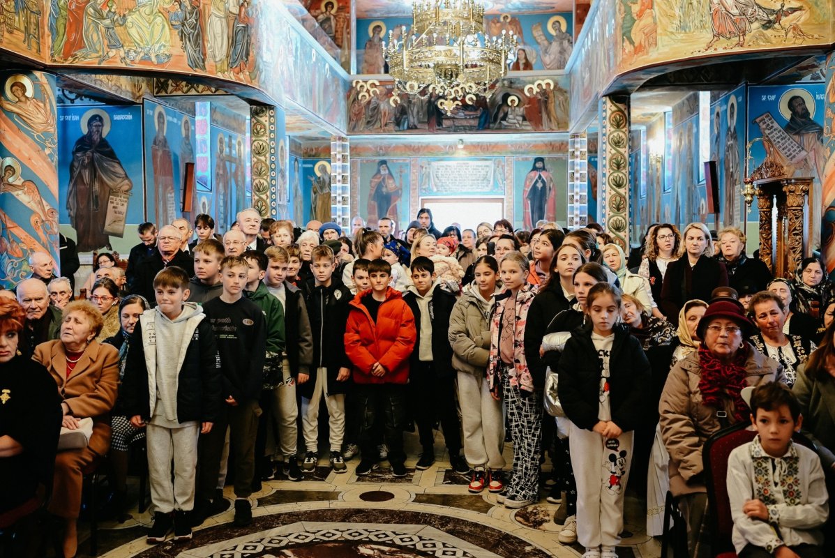 Hramul Bisericii „Sfinții Arhangheli Mihail și Gavriil” din cartierul clujean Dâmbul Rotund 315397